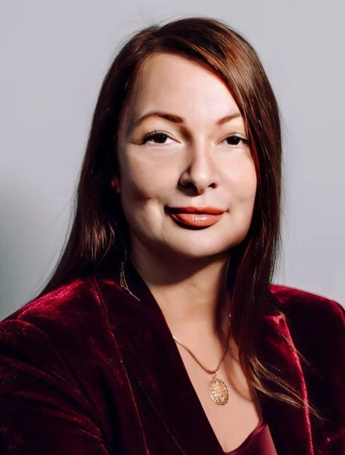 Олена ІВАНЕНКО